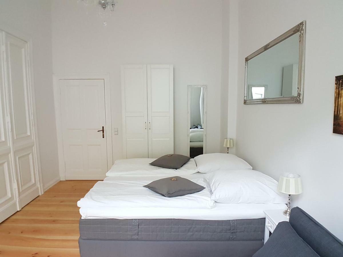 Lang Re By Rockchair Apartments L Superhost Status L 2 Bedrooms Boxspringbeds In City Center - Cozy Family & Business Flair Welcomes You! Berlin Exterior foto